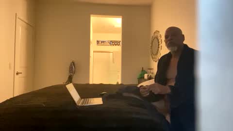 Snapshot of blacksexbite chatting on 02-12-25, 04:00 ebony online show from 02-12-25, 04:00