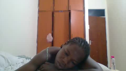 SARAH online show from 09-21-25, 10:33