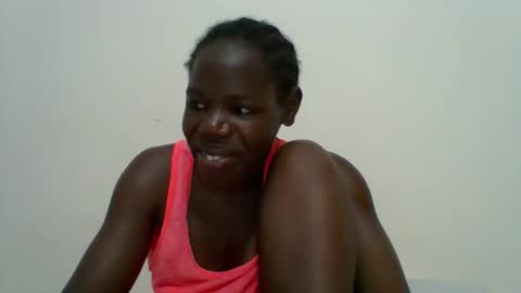 SARAH online show from 04-15-26, 06:48