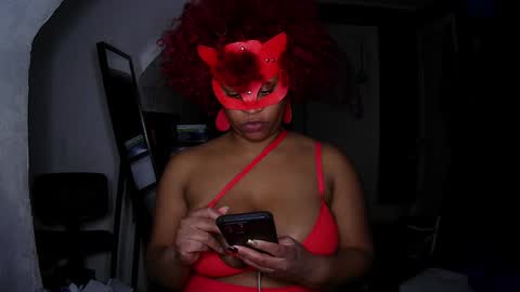 Snapshot of blacksirenqueen chatting on 12-05-24, 09:39 Queen Siren online show from 12-05-24, 09:39