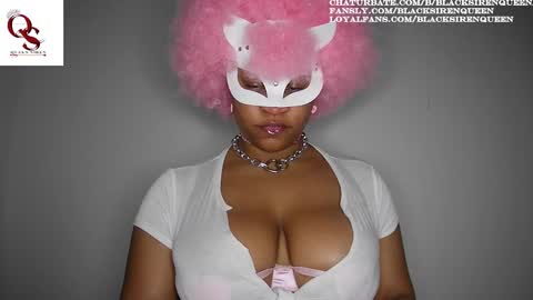 Snapshot of blacksirenqueen chatting on 02-15-25, 10:44 Queen Siren online show from 02-15-25, 10:44