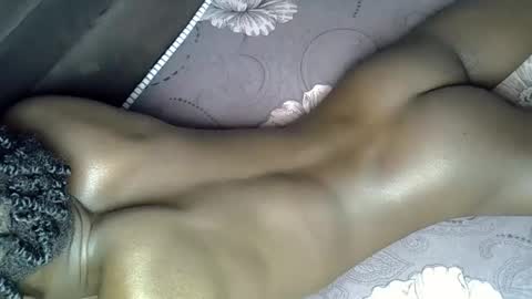 Snapshot of blacktwinkl chatting on 04-22-26, 12:39 blacktwinkl online show from 04-22-26, 12:39