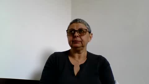 Snapshot of blackwidow05 chatting on 05-01-26, 11:48 Black Widow online show from 05-01-26, 11:48