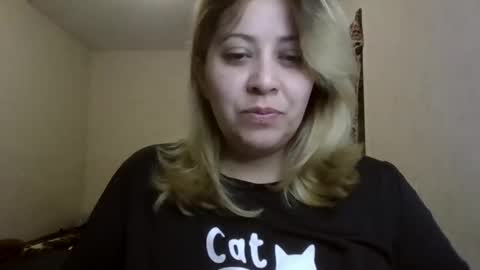 Snapshot of blackwidowj chatting on 03-08-25, 06:16 Johana S online show from 03-08-25, 06:16