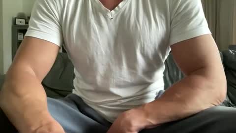 Snapshot of blacky290 chatting on 04-11-26, 06:51 blacky290 online show from 04-11-26, 06:51