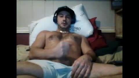 Snapshot of bladen1986 chatting on 01-09-25, 10:31 bladen1986 online show from 01-09-25, 10:31