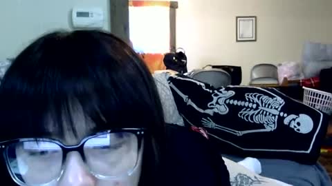 Snapshot of blake40361601 chatting on 06-12-26, 06:51 blake40361601 online show from 06-12-26, 06:51