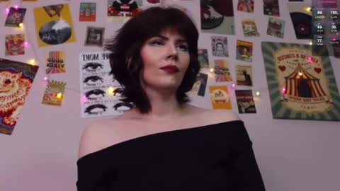 Britney online show from 04-01-26, 01:41