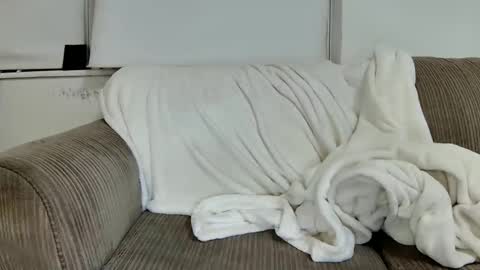 BlakeAndSkylar online show from 01-04-25, 05:27