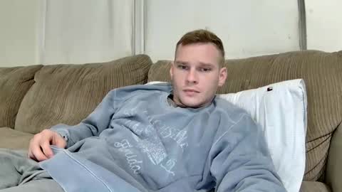 Snapshot of blakeandskylar chatting on 01-16-26, 06:17 BlakeAndSkylar online show from 01-16-26, 06:17