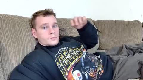 Snapshot of blakeandskylar chatting on 02-05-26, 07:35 BlakeAndSkylar online show from 02-05-26, 07:35