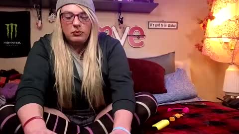 Blakely Morningstar   online show from 02-26-25, 07:53