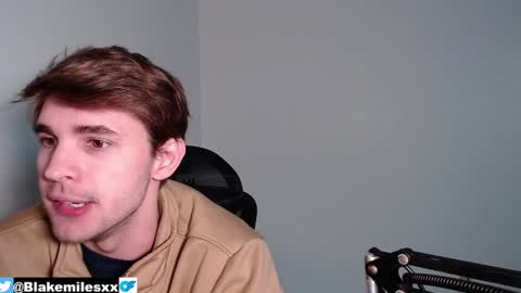 Snapshot of blakemiles2 chatting on 01-12-25, 09:29 Blake Miles online show from 01-12-25, 09:29