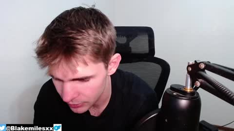 Snapshot of blakemiles2 chatting on 01-28-25, 05:00 Blake Miles online show from 01-28-25, 05:00