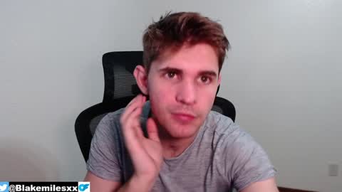 Snapshot of blakemiles2 chatting on 01-30-25, 04:06 Blake Miles online show from 01-30-25, 04:06