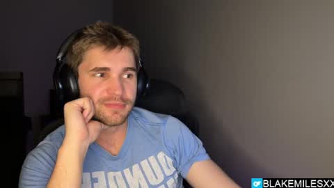 Snapshot of blakemiles2 chatting on 05-14-26, 02:18 Blake Miles online show from 05-14-26, 02:18