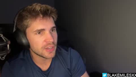 Snapshot of blakemiles2 chatting on 07-05-26, 03:34 Blake Miles online show from 07-05-26, 03:34