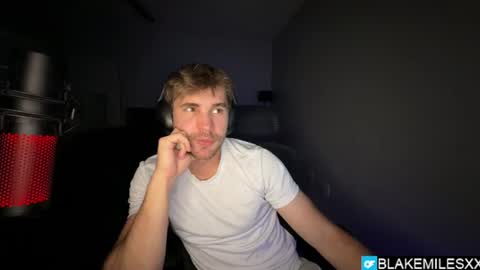 Snapshot of blakemiles2 chatting on 07-20-26, 02:48 Blake Miles online show from 07-20-26, 02:48