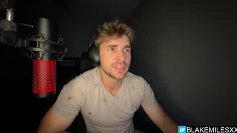 Snapshot of blakemiles2 chatting on 07-27-26, 02:51 Blake Miles online show from 07-27-26, 02:51