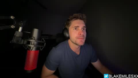 Snapshot of blakemiles2 chatting on 07-29-26, 02:43 Blake Miles online show from 07-29-26, 02:43