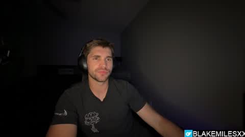 Snapshot of blakemiles2 chatting on 08-01-26, 03:17 Blake Miles online show from 08-01-26, 03:17