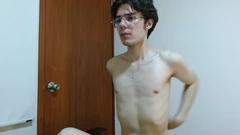 Snapshot of blakeshatter chatting on 12-05-24, 11:18 blakeshatter online show from 12-05-24, 11:18