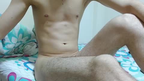 Snapshot of blakeshatter chatting on 01-10-25, 02:35 blakeshatter online show from 01-10-25, 02:35