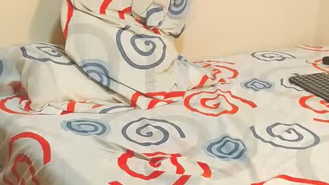 Snapshot of blakeshatter chatting on 02-27-25, 10:09 blakeshatter online show from 02-27-25, 10:09