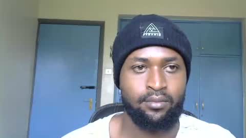 Snapshot of blakmoufaka chatting on 09-19-25, 06:37 blakmoufaka online show from 09-19-25, 06:37