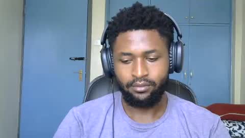 Snapshot of blakmoufaka chatting on 10-05-25, 05:28 blakmoufaka online show from 10-05-25, 05:28