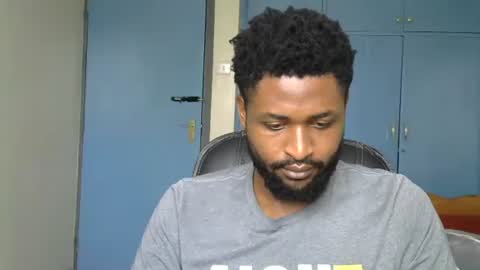 Snapshot of blakmoufaka chatting on 10-06-25, 05:27 blakmoufaka online show from 10-06-25, 05:27