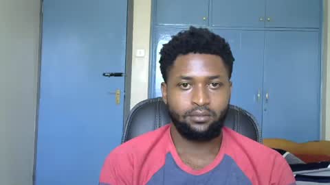 Snapshot of blakmoufaka chatting on 10-13-25, 06:13 blakmoufaka online show from 10-13-25, 06:13