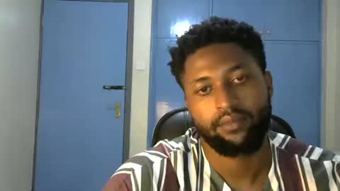 Snapshot of blakmoufaka chatting on 10-21-25, 05:13 blakmoufaka online show from 10-21-25, 05:13