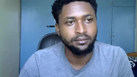 Snapshot of blakmoufaka chatting on 11-20-25, 04:45 blakmoufaka online show from 11-20-25, 04:45