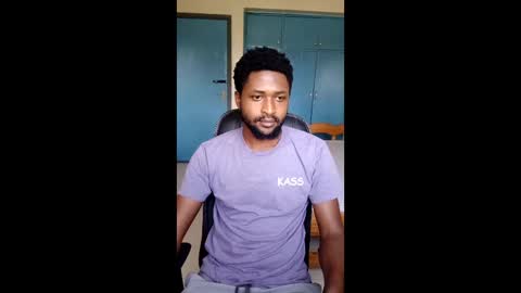 Snapshot of blakmoufaka chatting on 12-04-25, 05:39 blakmoufaka online show from 12-04-25, 05:39