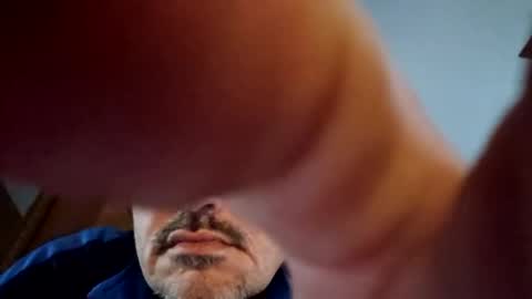 Snapshot of blazinawin chatting on 12-01-24, 10:21 FreshCut online show from 12-01-24, 10:21