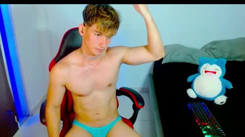 Snapshot of bleach_tiago chatting on 05-08-26, 12:49 bleach tiago online show from 05-08-26, 12:49