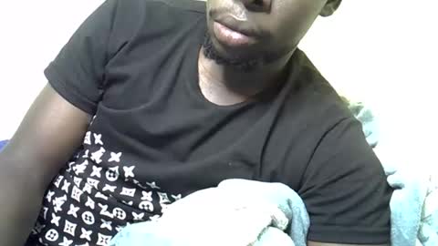 Black  brown online show from 12-22-25, 07:16