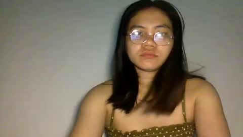 Snapshot of blessed774346 chatting on 06-03-26, 04:23 blessed774346 online show from 06-03-26, 04:23