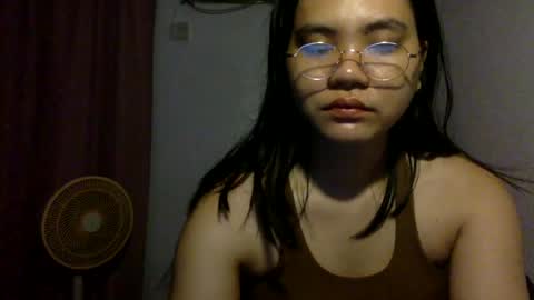 Snapshot of blessed774346 chatting on 06-11-26, 06:50 blessed774346 online show from 06-11-26, 06:50