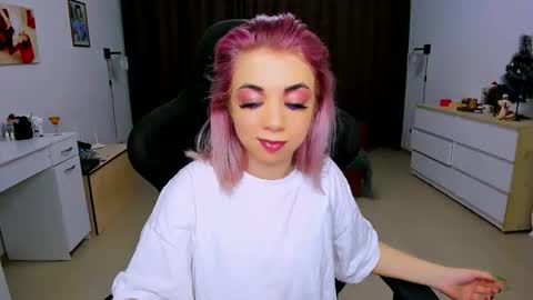 Nicole online show from 01-07-25, 03:57