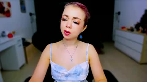 Nicole online show from 01-18-25, 07:28