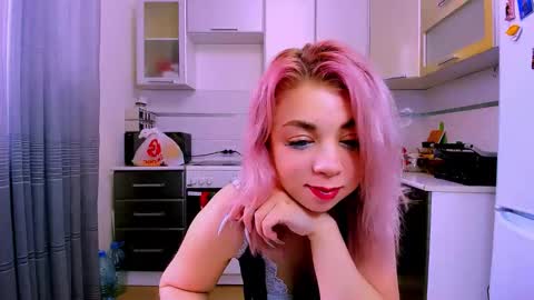 Nicole online show from 01-25-25, 09:04