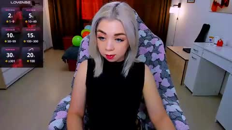 Nicole online show from 02-12-25, 11:40