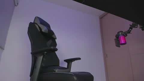 ALEX online show from 05-11-26, 01:00