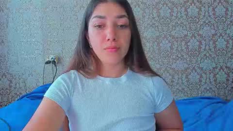 Snapshot of bloemetjes chatting on 10-03-25, 01:41 bloemetjes online show from 10-03-25, 01:41