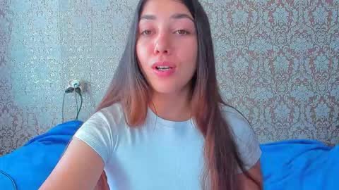 Snapshot of bloemetjes chatting on 10-05-25, 10:40 bloemetjes online show from 10-05-25, 10:40