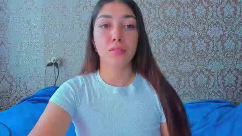 Snapshot of bloemetjes chatting on 10-06-25, 08:17 bloemetjes online show from 10-06-25, 08:17