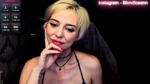 Snapshot of blond_ice_ann chatting on 06-05-26, 06:52 blond_ice_ann online show from 06-05-26, 06:52