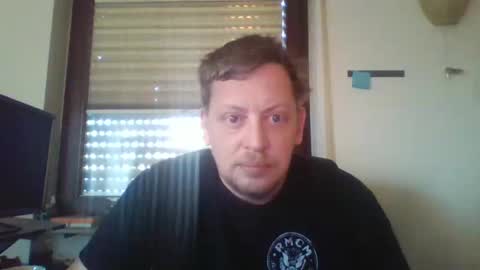 Snapshot of blonde32m chatting on 03-02-25, 06:16 blonde32m online show from 03-02-25, 06:16